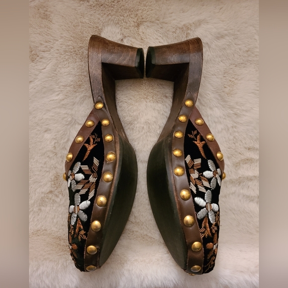 Miu Miu vintage embroidered clogs - Picture 9 of 9